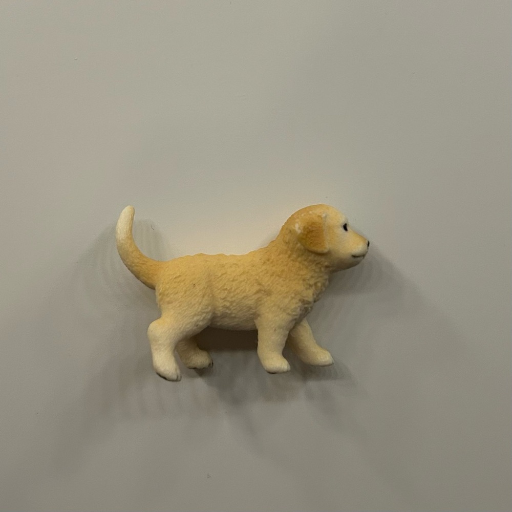 Retired Schleich Golden Retriever Puppy